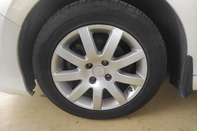 Used Peugeot 308 2014 Enjoyment Edition Classic 1.6L Automatic Fashion Model
