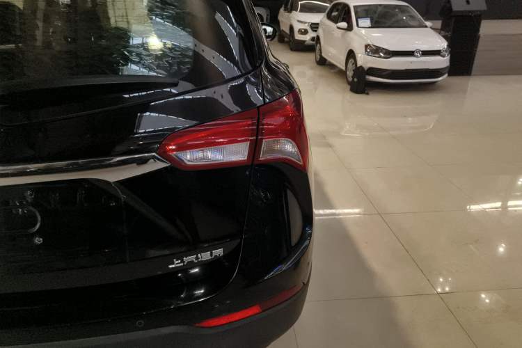 Used Buick Envision 2018 20T Two-Wheel-Drive Leading Model
