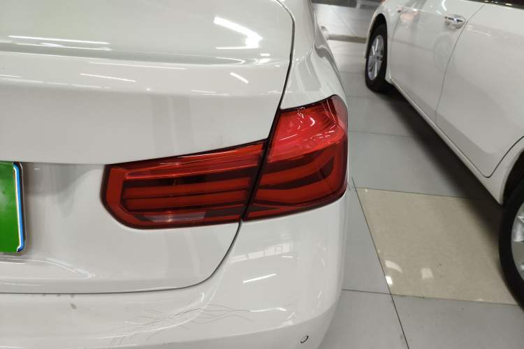 Used BMW 3 Series 2018 320Li Leading Model M Sport Package
