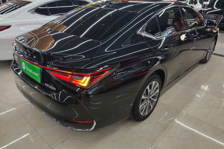 Used Lexus ES 2025 200 Premium Edition