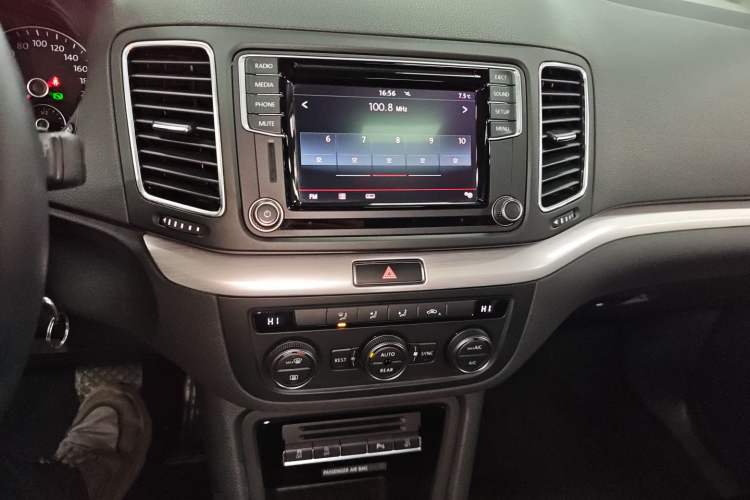 Used Volkswagen Sharan 2018 280TSI Enjoyment Model 7 Seats
