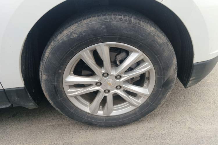 Used Chevrolet Equinox 2019 535T Automatic YuJie Edition China VI
