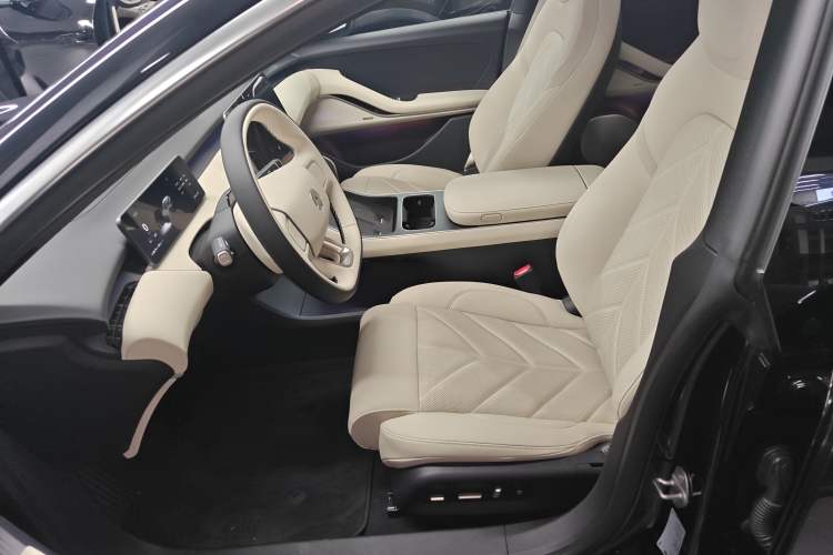 Used Nio ET5T 2025 75 kWh Touring
