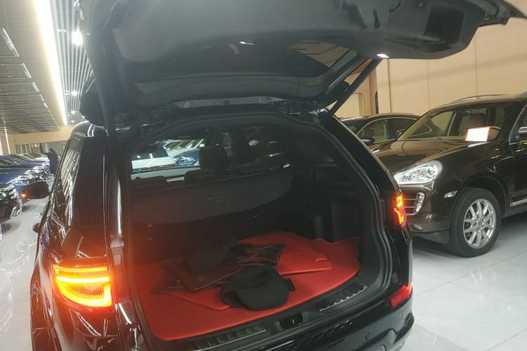 Used Land Rover Discovery Sport 2022 Revised Version 249 PS R-Dynamic S Performance Edition 5 Seats
