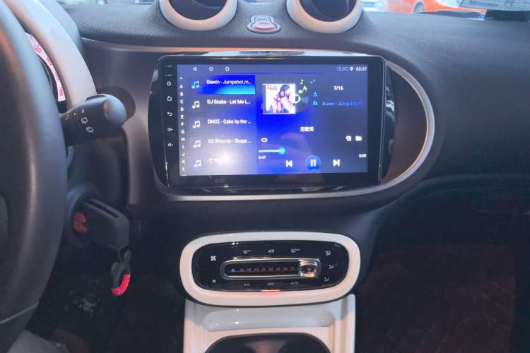 Used  fortwo 2018 1.0L 52kW Hardtop Passion Edition China V Standard
