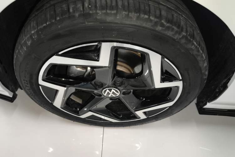 Used Volkswagen Golf 2025 300TSI R-Line