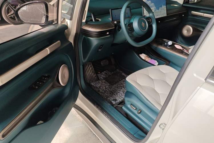 Used Baojun Cloud 2023 460 Max Lingxi Version
