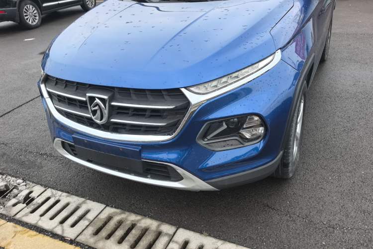 Used Baojun 510 2017 1.5L Automatic Fashion Model