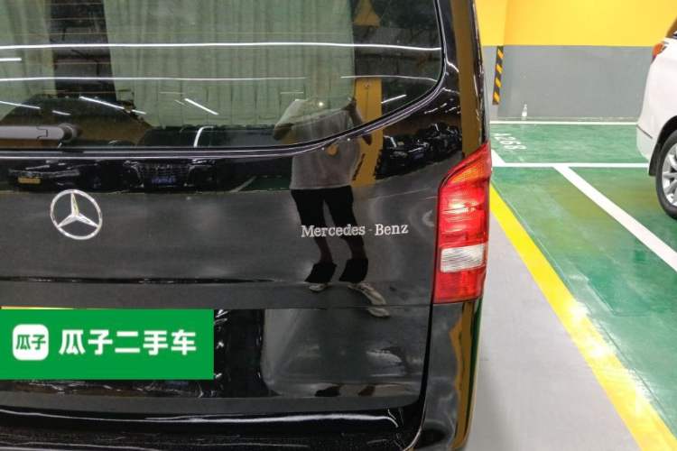 Used Mercedes-Benz Vito 2018 2.0T Elite Version 7 Seats China VI Emission Standard