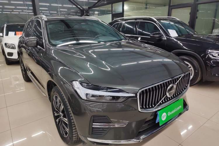 Used Volvo XC60 2022 B5 4x4 Smart Luxury Edition
