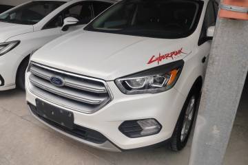Used Ford Kuga 2018 EcoBoost 180 Two-Wheel-Drive Platinum Edition