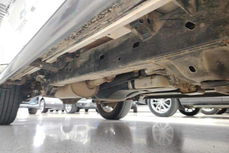 Used Isuzu mu-X 2017 2.5T Four-Wheel Drive Automatic Luxury 7-Seater
