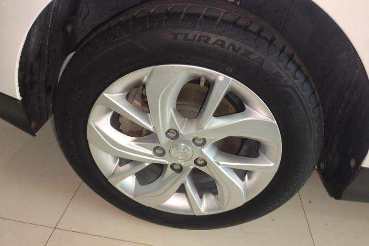 Used Buick Velite 6 2023 430km Range Commuter Version
