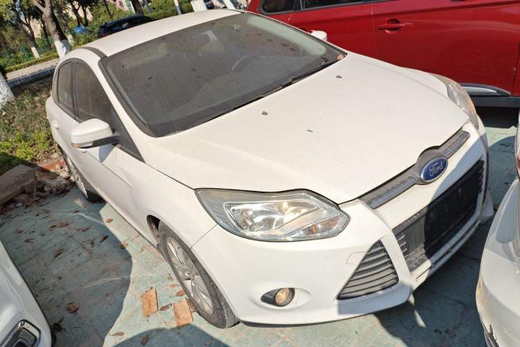 Used Ford Focus 2012 Sedan 1.6L Automatic Comfort Model
