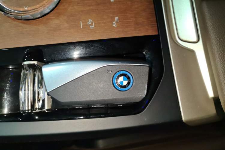 Used BMW iX 2022 xDrive40
