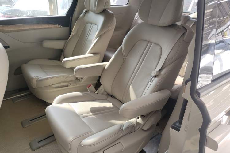 Used Buick GL8 2017 ES 28T Comfort Model China V Standard
