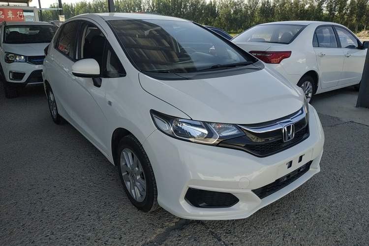 Used Honda Fit 2018 1.5L CVT Comfort Sunroof Version
