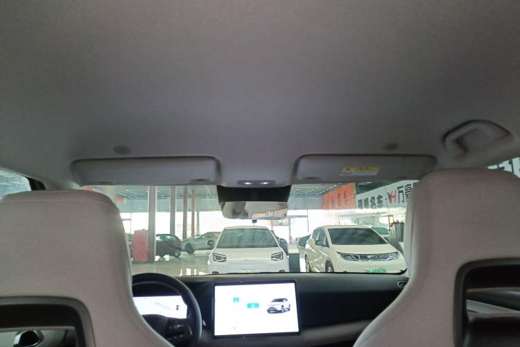 Used BYD Yuan UP 2025 Intelligent Driving Version 401 km Leading Edition