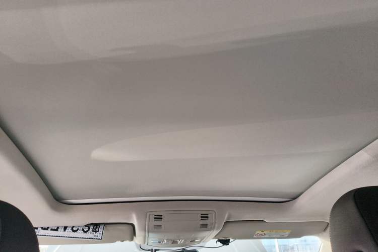 Used Volkswagen T-ROC 2019 230TSI DSG Two-Wheel-Drive Advanced Version China VI Standard
