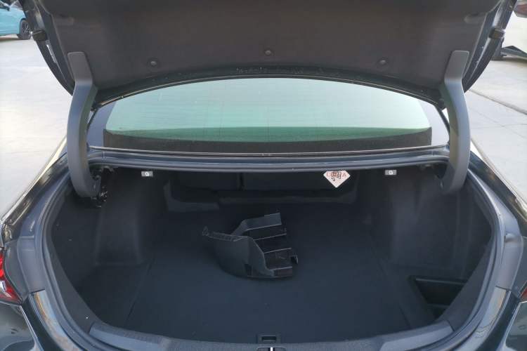 Used Buick LaCrosse 2021 652T Luxury Model
