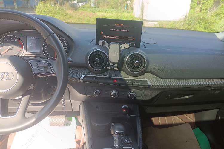 Used Audi Q2L 2018 35 TFSI Launch Exclusive Edition China VI