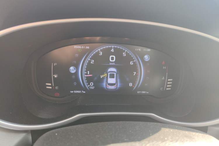 Used Geely Auto Emgrand X7 Sport 2020 1.8TD DCT Two-Wheel Drive Smart Connect 4G-Enabled Version
