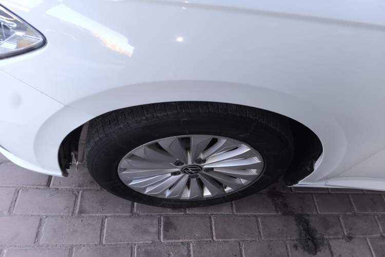 Used Volkswagen Lavida 2022 1.5L Automatic Vision Edition
