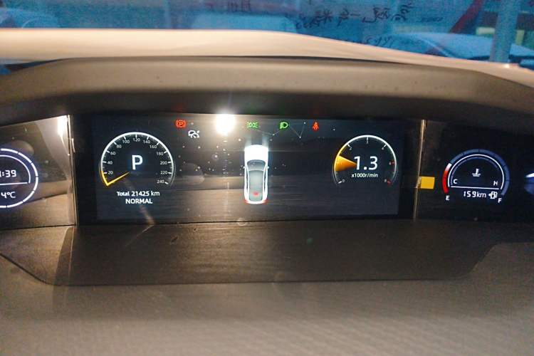 Used Changan UNI-V 2022 1.5T Prestige Version