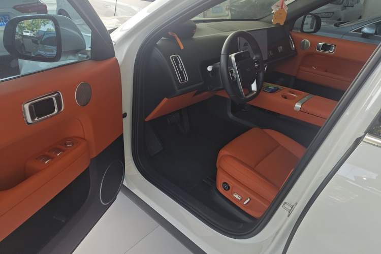 Used Li Auto L6 2024 PRO Model
