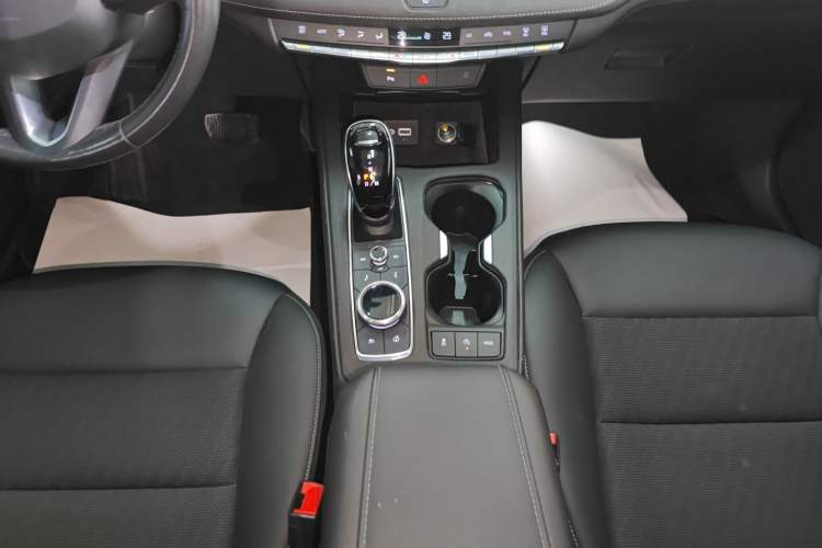 Used Cadillac XT4 2020 Revised Version 28T Two-Wheel Drive Tech Edition
