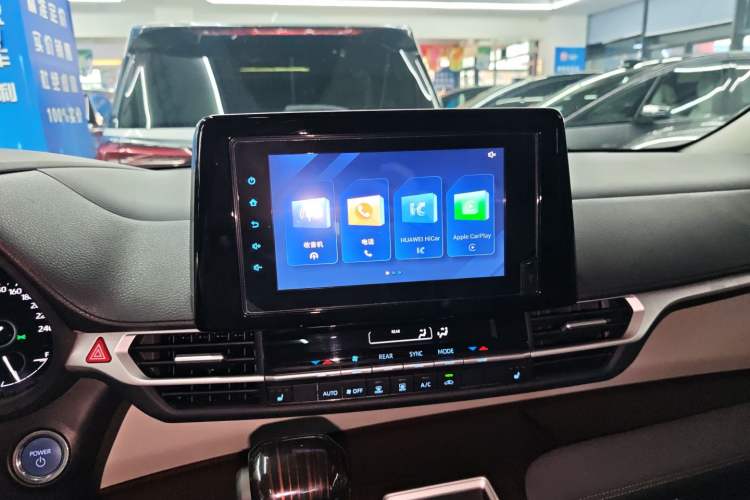 Used Toyota Sienna 2021 2.5L Hybrid Luxury Edition
