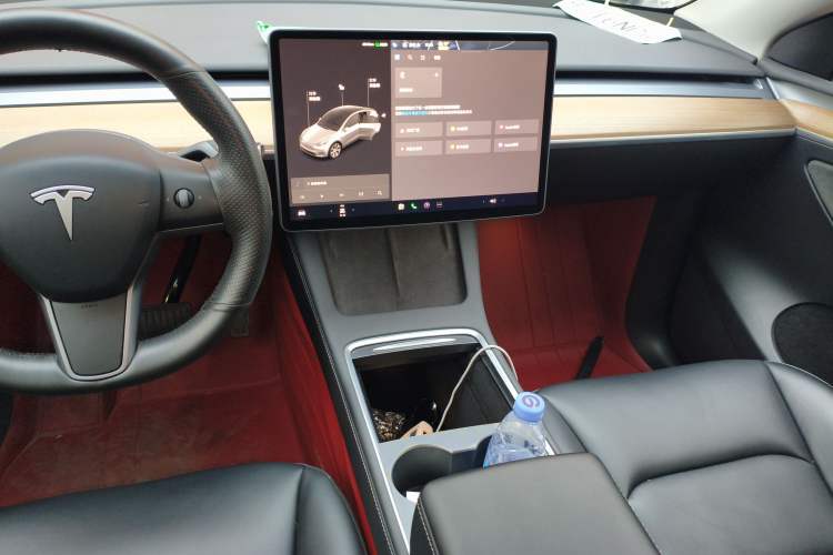 Used Tesla Model Y 2022 Rear-Wheel-Drive Version