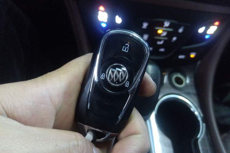 Used Buick Envision 2017 20T Two-Wheel Drive Elite Version