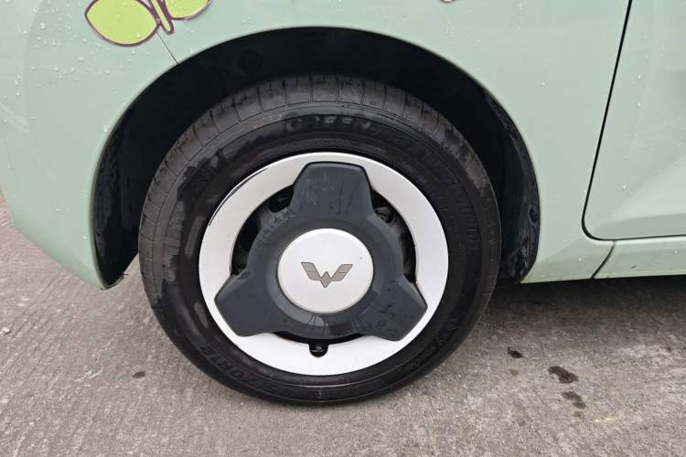 Used Wuling Hongguang MINIEV 2022 Macaron Premium Model – Lithium Iron Phosphate
