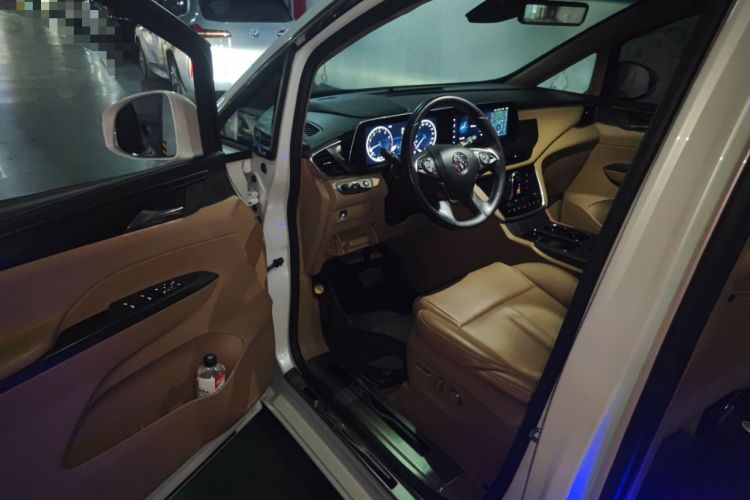 Used Buick GL8 2020 ES Land Cruiser 653T Luxury Edition
