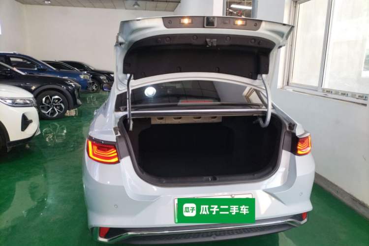 Used Geely Auto Emgrand L HiP 2022 1.5TD-DHT Pro 100KM Super Clean