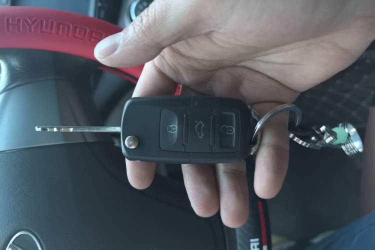 Used Hyundai Celesta 2011 1.6L Manual Luxury Model
