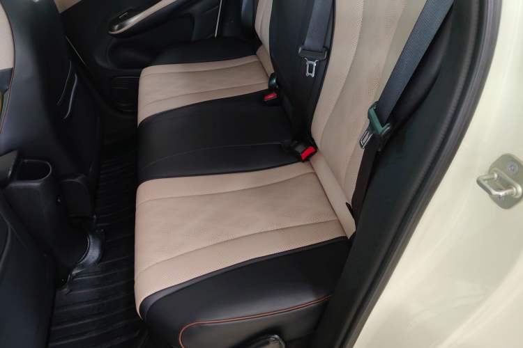 Used BYD Dolphin 2023 420 km Fashion Edition
