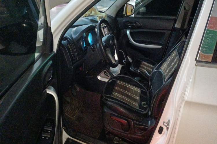 Used Changan CS35 2015 1.6L Manual Luxury Model China IV Standard