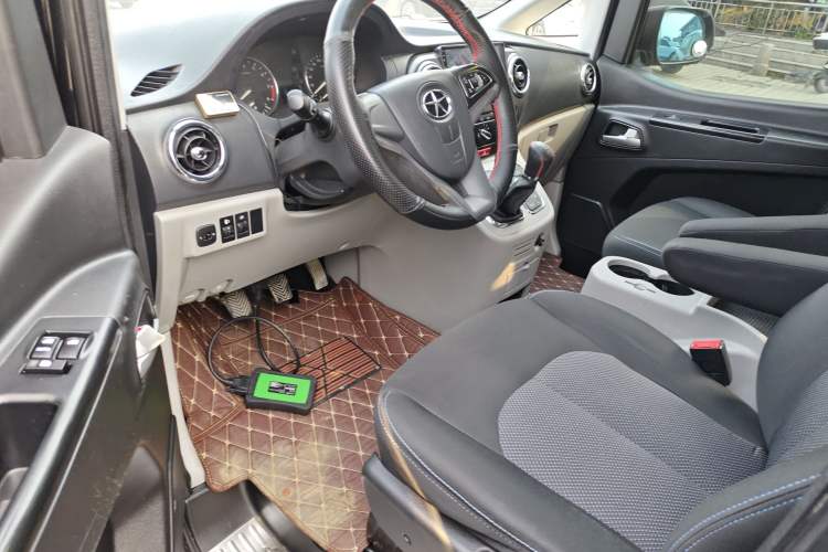 Used  M3 2016 IKEA Edition 1.6L Luxury Smart Model
