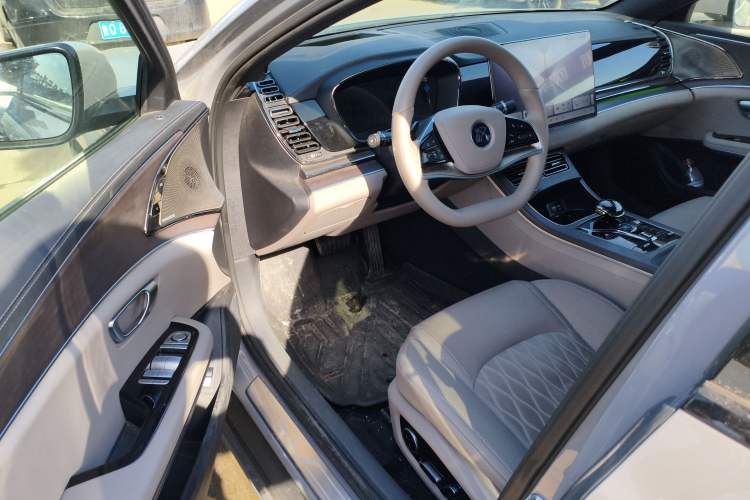 Used BYD Han 2025 EV Intelligent Driving Edition 701KM LiDAR Flagship Model
