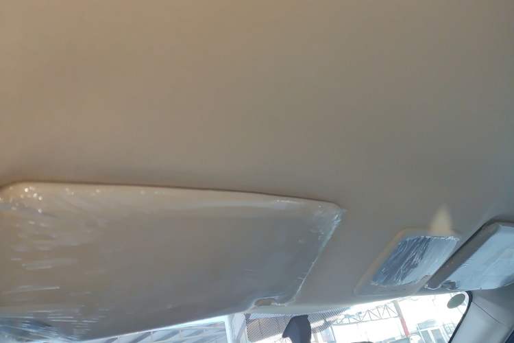 Used Brilliance Xinri i03 2021 318 km 31.45 kWh