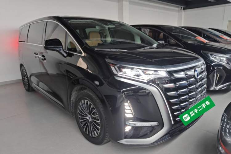 Used Denza D9 2024 DM-i 980 Four-Wheel Drive Prestige Model
