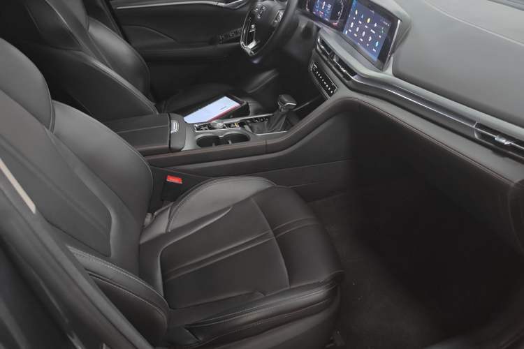 Used Changan CS75 PLUS 2022 Classic Edition 1.5T Automatic Pioneer Model
