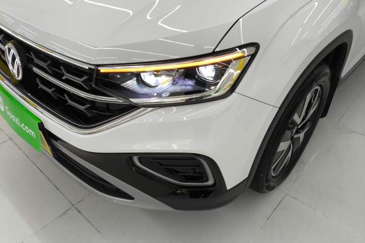 Used Volkswagen Tayron 2024 300TSI Two-Wheel-Drive Luxury Plus Advanced Version