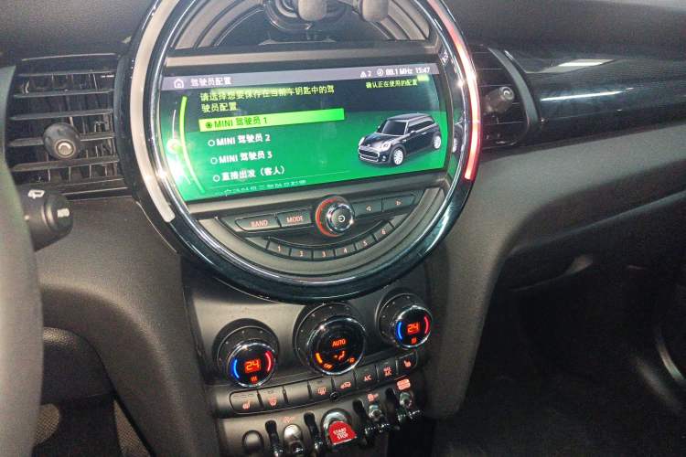 Used  MINI 2019 1.5T COOPER Artist
