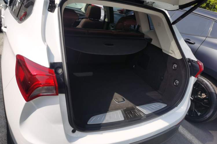 Used Buick Envision 2019 20T Two-Wheel Drive Luxury Version China V Standard
