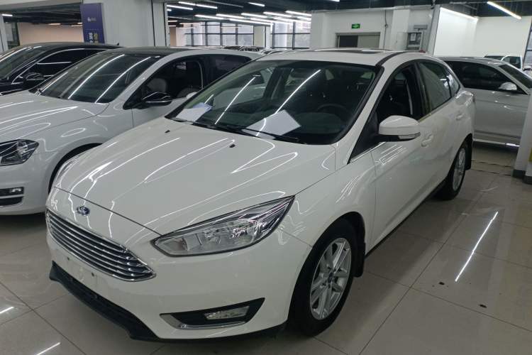 Used Ford Focus 2018 Sedan Classic EcoBoost 180 Automatic Elite Model