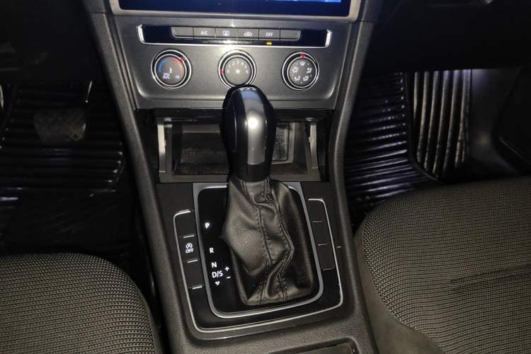 Used Volkswagen Golf 2018 230TSI Automatic Comfort Model