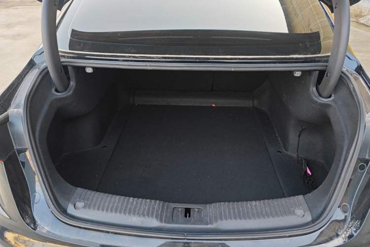 Used Hongqi H5 2023 2.0T Automatic Smart Connect Flagship Edition
